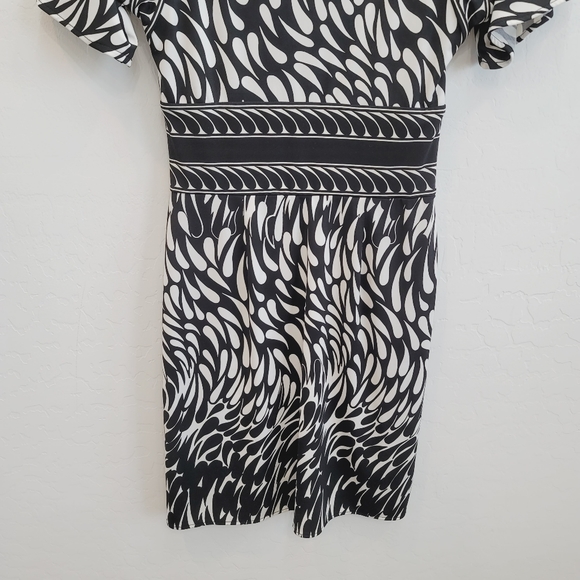 BCBGMaxAzria Black & White Combo Jersey Knit Dress Women's Size XS - Picture 2 of 14